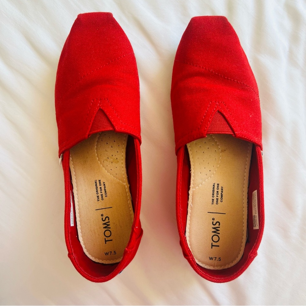 Tom flat shoes